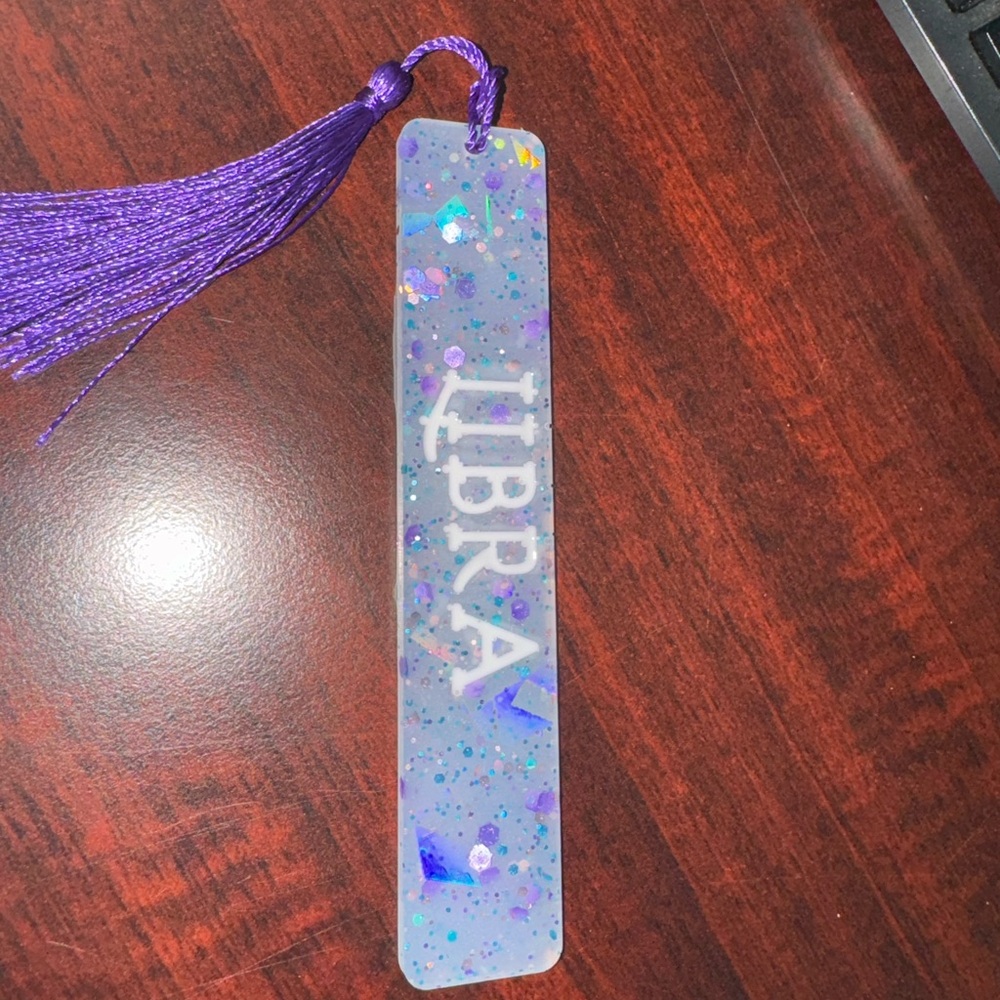 Bookmark - Picture 3 of 7
